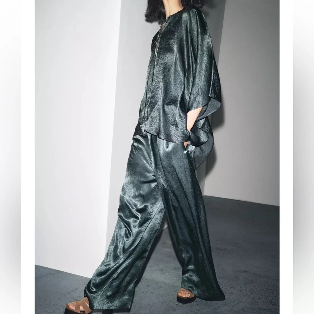 Zara NWT green oversized flowy satin wide leg pants